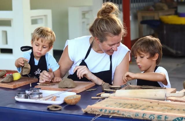 Kids Creative Club — Art Sessions for Children